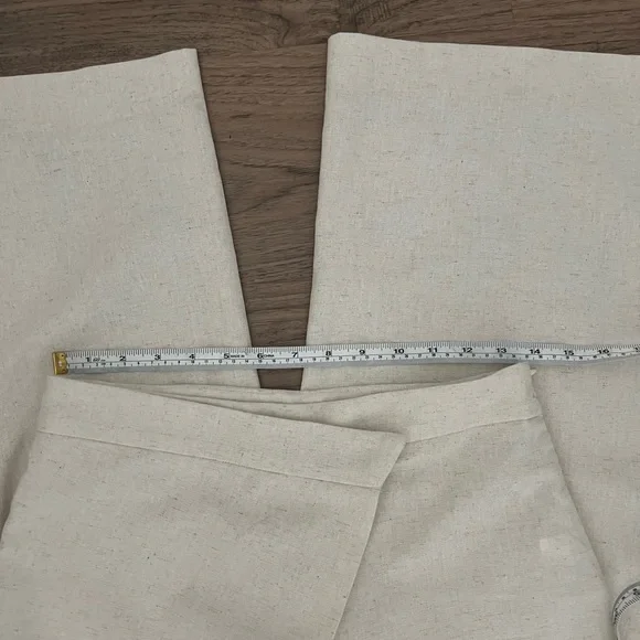 Chic Linen Blend 2-Piece Set | Halter Crop Top & Wide Leg Pants Size Small - Picture 7 of 9